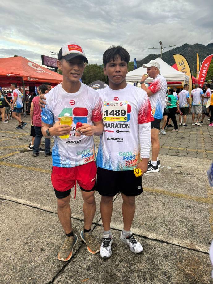 El influencer hondureño-japonés goza de una excelente condición física y se ha convertido en un fijo de la maratón de LA PRENSA.