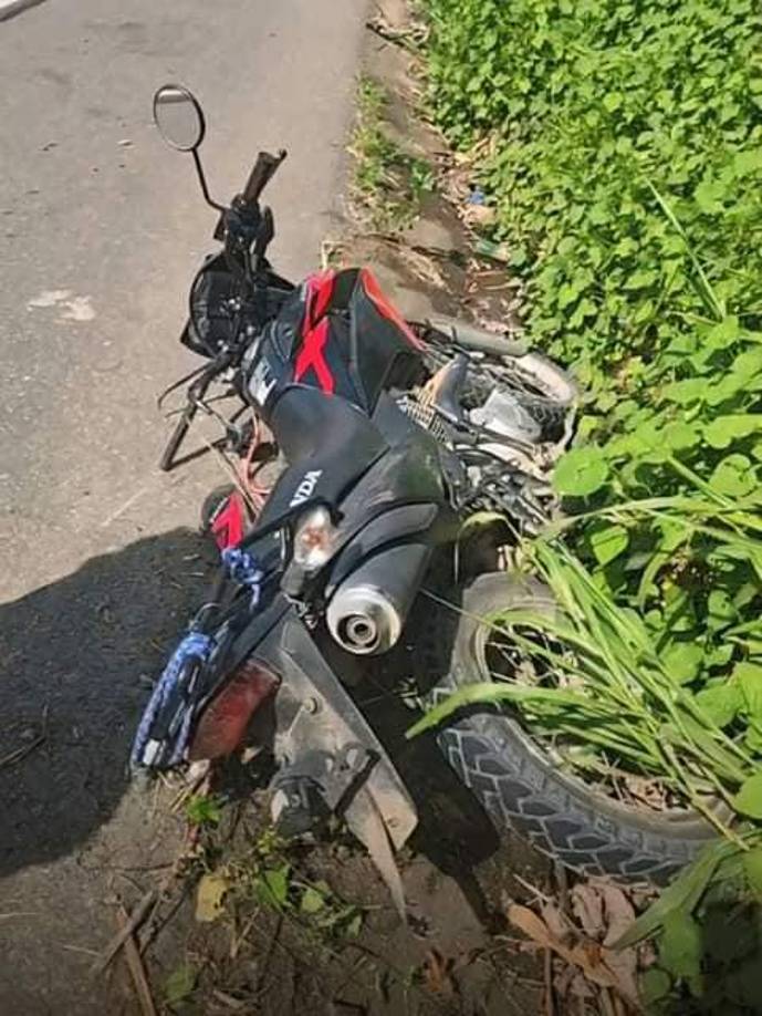 El incidente ocurrió el pasado miércoles 4 de diciembre, cuando la pareja se desplazaba en motocicleta en la finca San Cayetano, en el kilómetro 138.4 de la carretera en Guatemala.