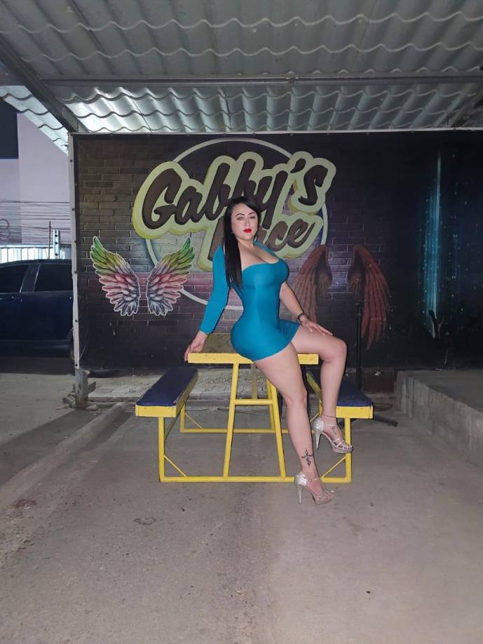 “Le creo al Rey de Reyes, mi Dios bendito me va a sacar de esta terrible situación”, expresó Gabriela Fajardo en comunicación con Diario LA PRENSA. 