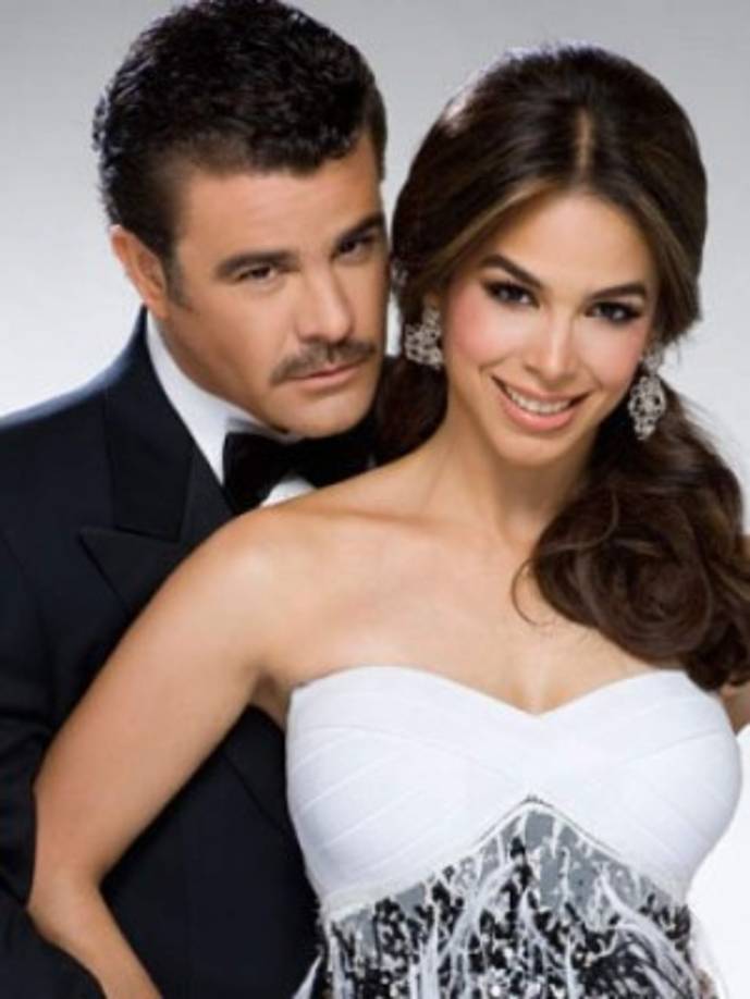 Junto a Eduardo Capetillo forman uno de los matrimonios más sólidos de México.