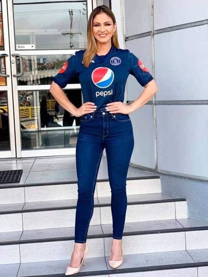 Kritza Pérez: La disputada es una gran aficionada del Motagua.