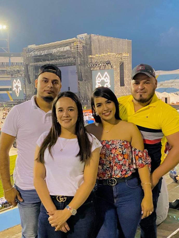 José Luis Rosa, Nelly Villeda, Yolani Anariba y Saúl Mejía. 