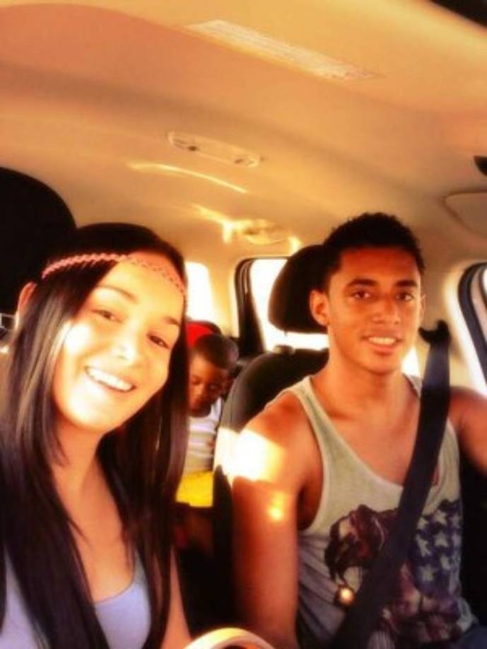 El nuevo fichaje azulgrana ha llegado a Barcelona con su pareja, una ceibeña de atractivas curvas.