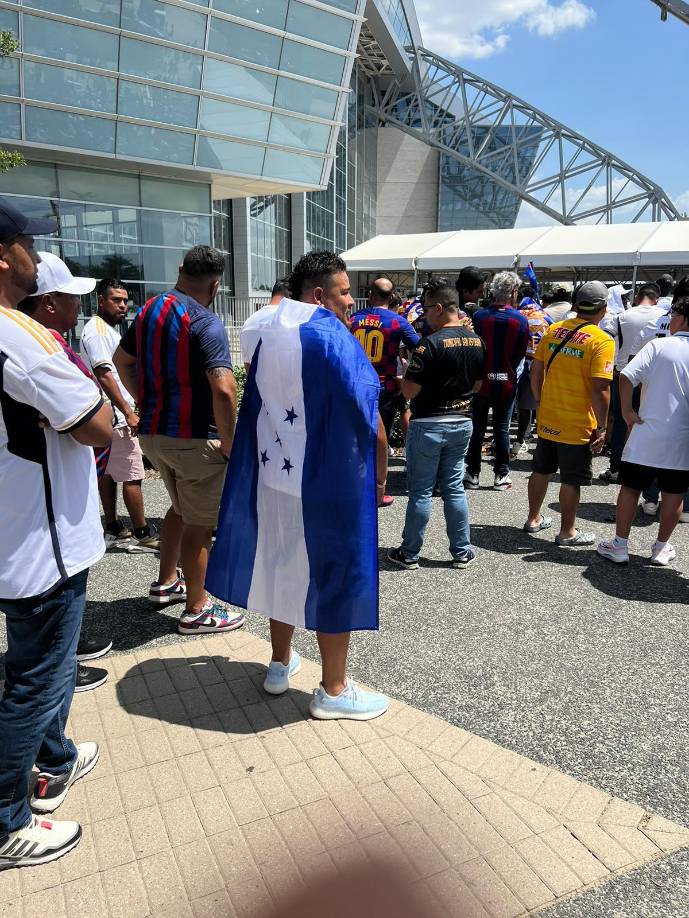 Honduras presente: El ambiente para el clásico Real Madrid-Barcelona