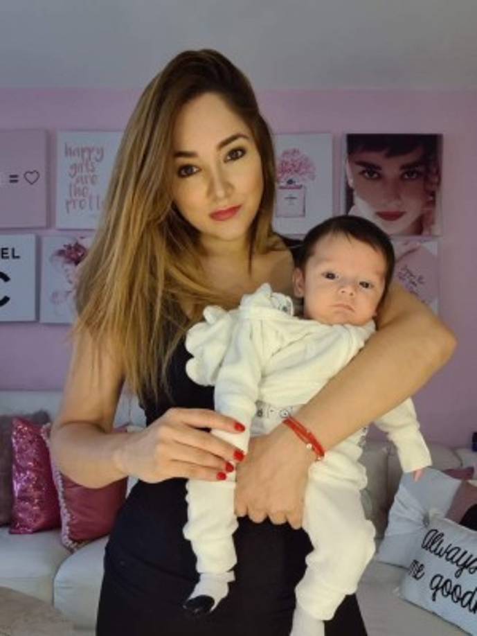 La actriz y cantante Sherlyn también se encontraba en Quintana Roo, pero rápidamente buscó la manera de salvaguardar su integridad y la de su pequeño hijo, André.