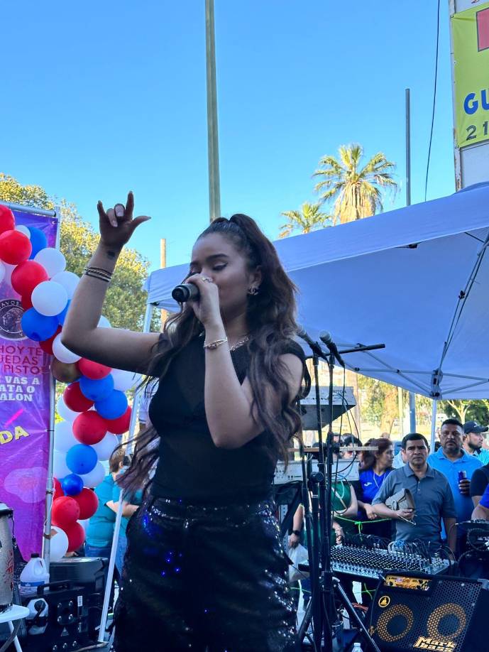 Y con su música hicieron vibrar al público.