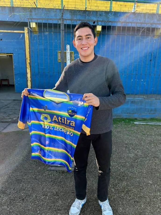 Carlos Rápalo Reyes - El joven portero hondureño ha cruzado fronteras para dejar las reservas del Marathón y enfrascarse en una experiencia provechosa. Firmó con el Club Leandro N. Alem de la primera C en el fútbol de Argentina.