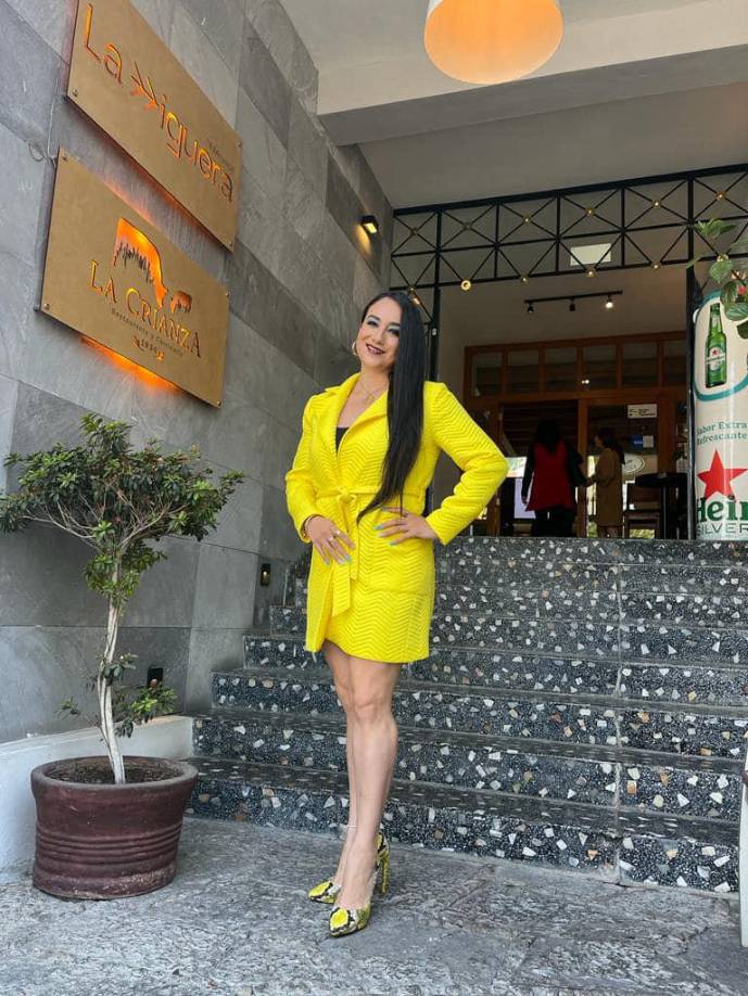 El gobernador de Puebla, Sergio Salomón Céspedes Peregrina, recurrió a las redes sociales para transmitir sus condolencias por la partida de Aurora Sierra. 