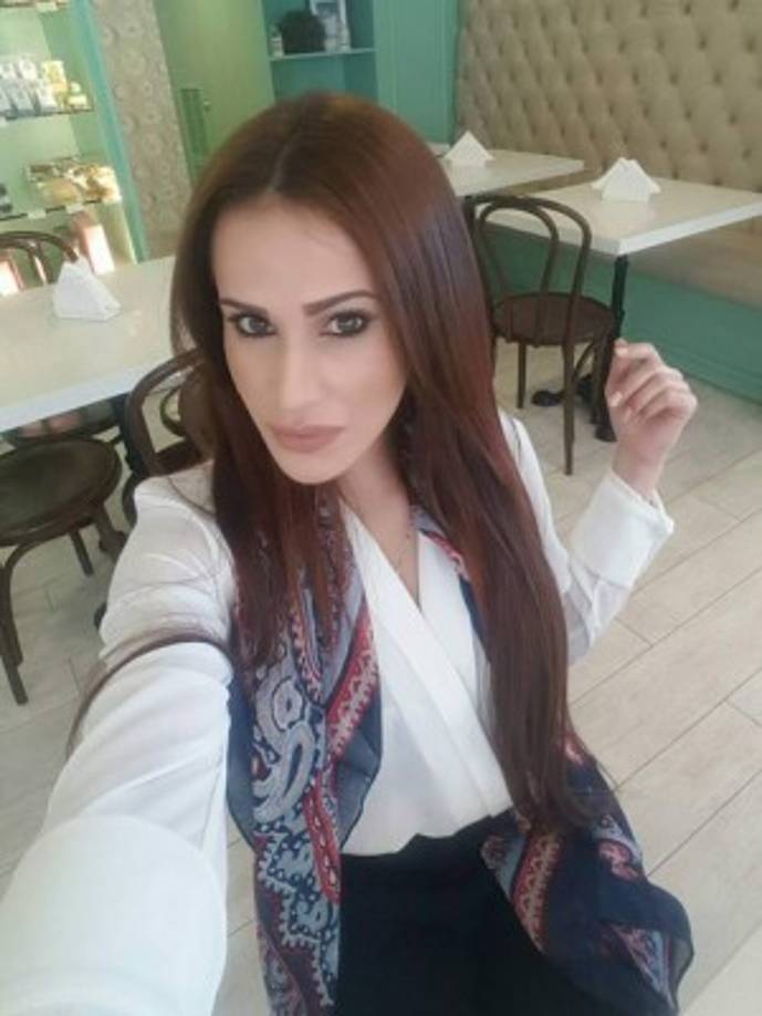 Salas González presentaba un balazo en la espalda y otro en el hombro derecho. Su estado de salud fue reportado como grave, pero estable.