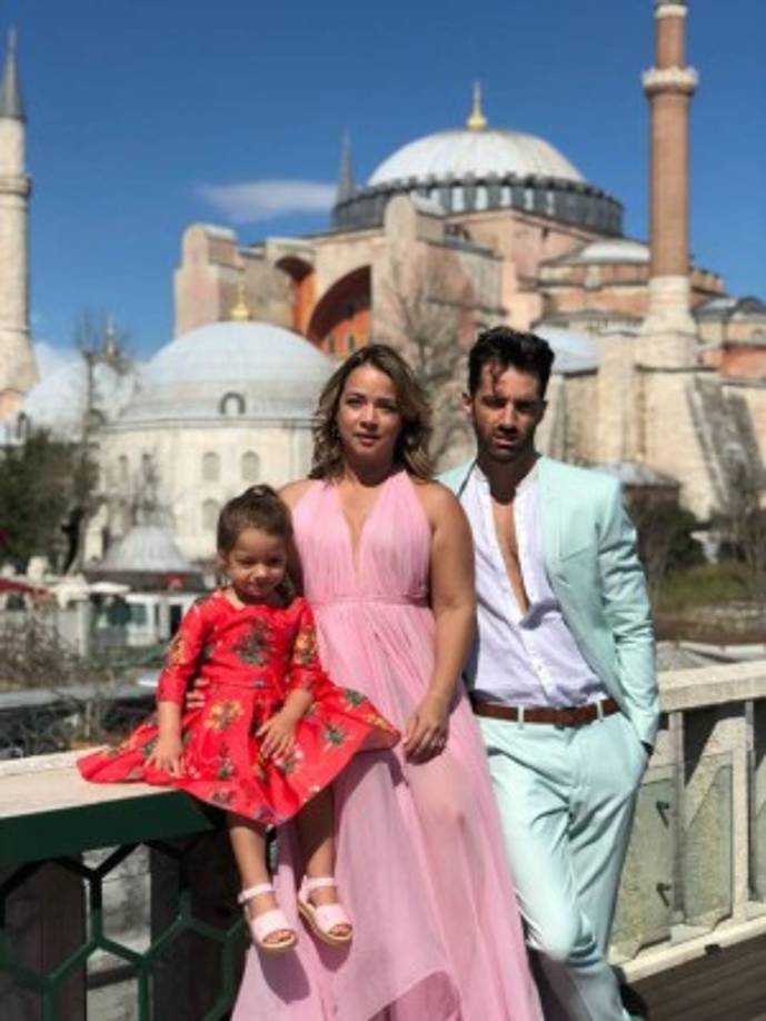 A la pregunta de qué le diría a las mujeres con hijos que están en proceso de separación, la puertorriqueña respondió: “Las entiendo, estoy en sus zapatos, el amor de madre es incondicional”.