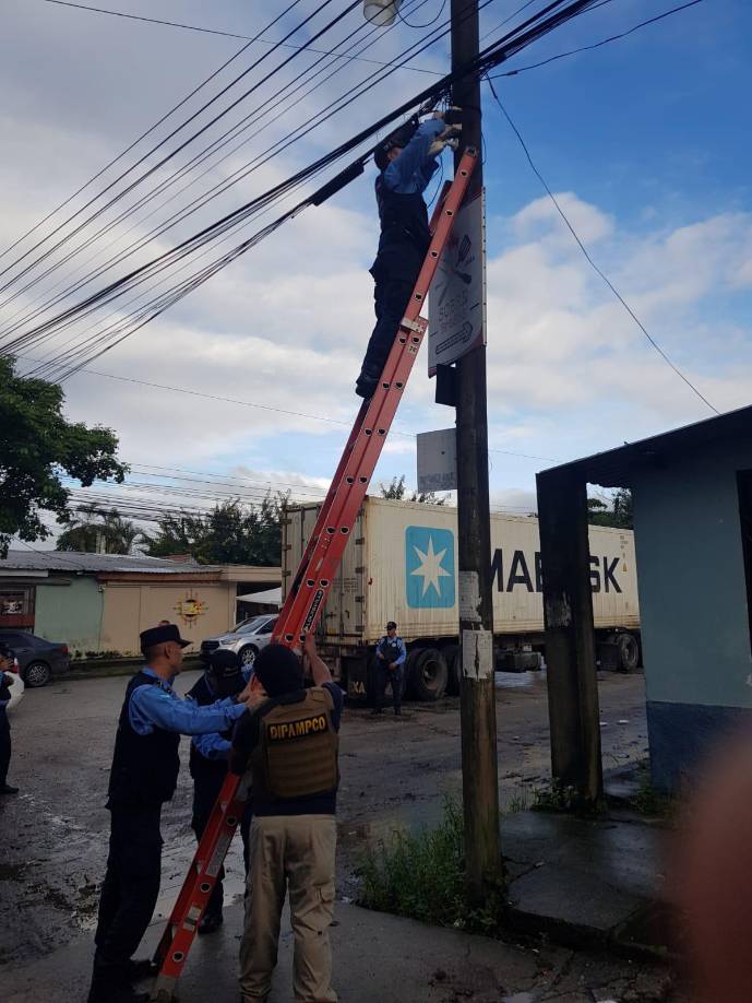 El director regional de la DIPAMPCO, Comisario de Policía Jairo Ramos, destacó que estas operaciones, enfocadas en el sector del transporte, se realizan de manera rutinaria y permanente.