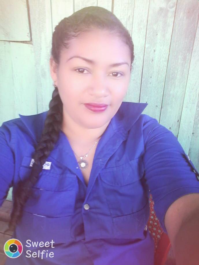 Saby era madre de familia y tenía dos hijos de unos ocho y diez años.