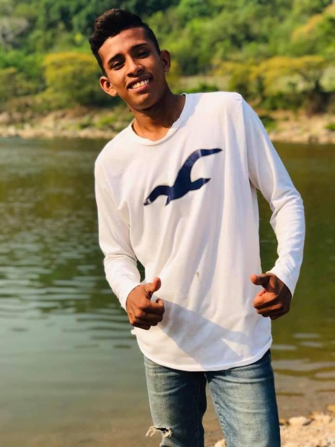 “Descanse en paz (Ángel) fuiste un gran amigo, Dios acompañe a su familia con tan fuerte pérdida”, lamentó otro de sus amigos.