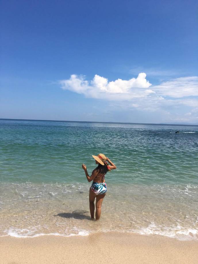 Pero si prefiere la acción, puede deleitarse en el mar y tomar el sol.