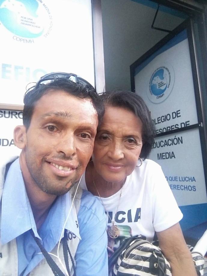 Las declaraciones de Amador han provocado una fuerte reacción en las redes sociales, donde muchos hondureños han cuestionado su situación. 