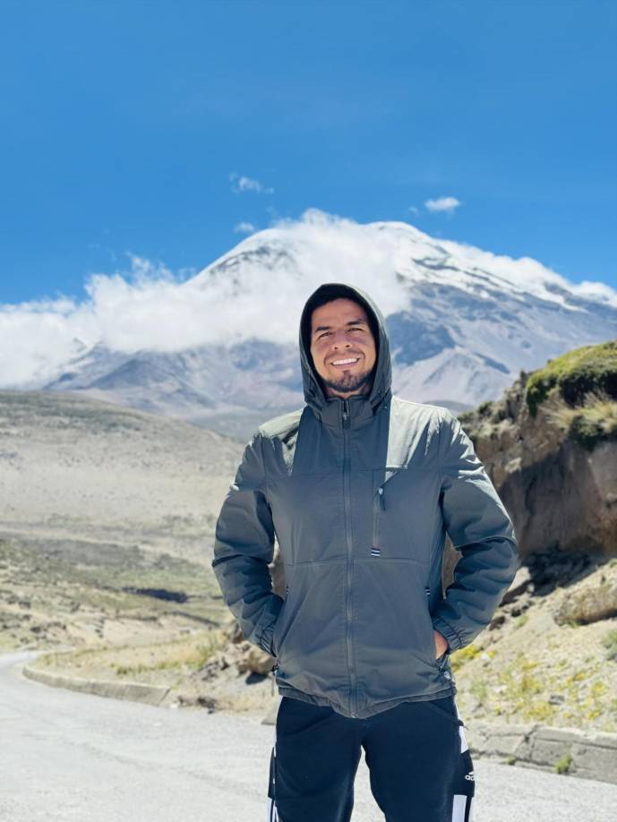 Otros dos asesinatos de políticos han remecido recientemente a la provincia de Manabí. En marzo fue baleada la alcaldesa de San Vicente Brigitte García y en julio de 2023, el alcalde de Manta Agustín Intriago fue asesinado recorriendo un barrio de la ciudad.