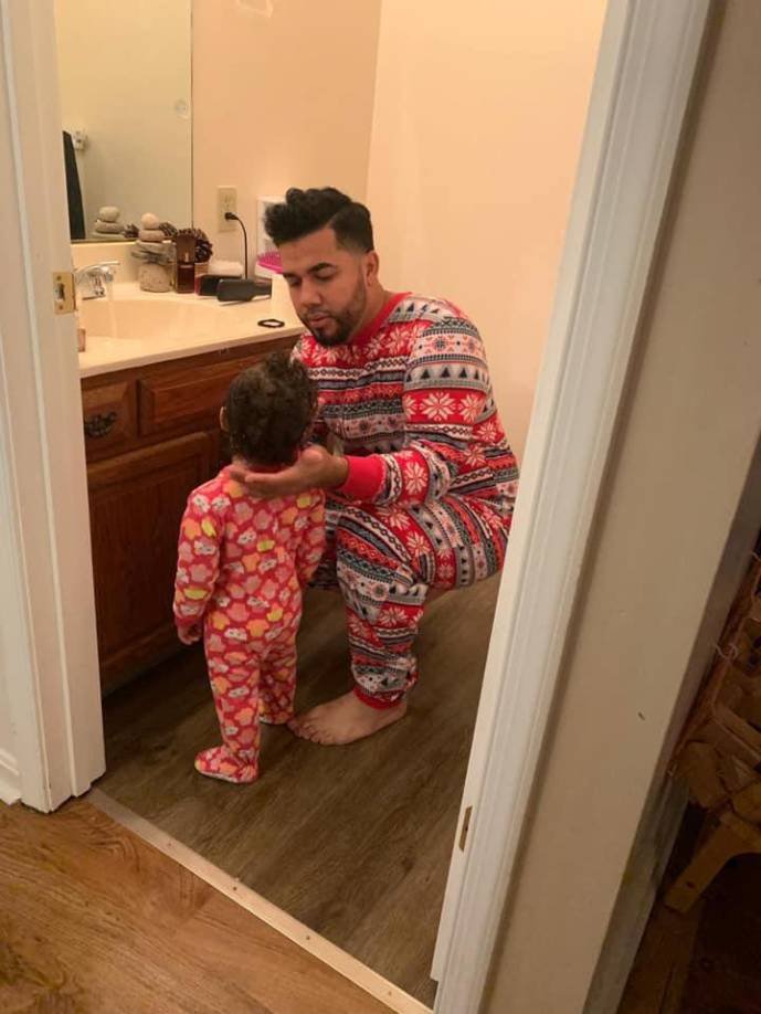 Esto despertó sospechas y llevó a los detectives a investigar más a fondo.