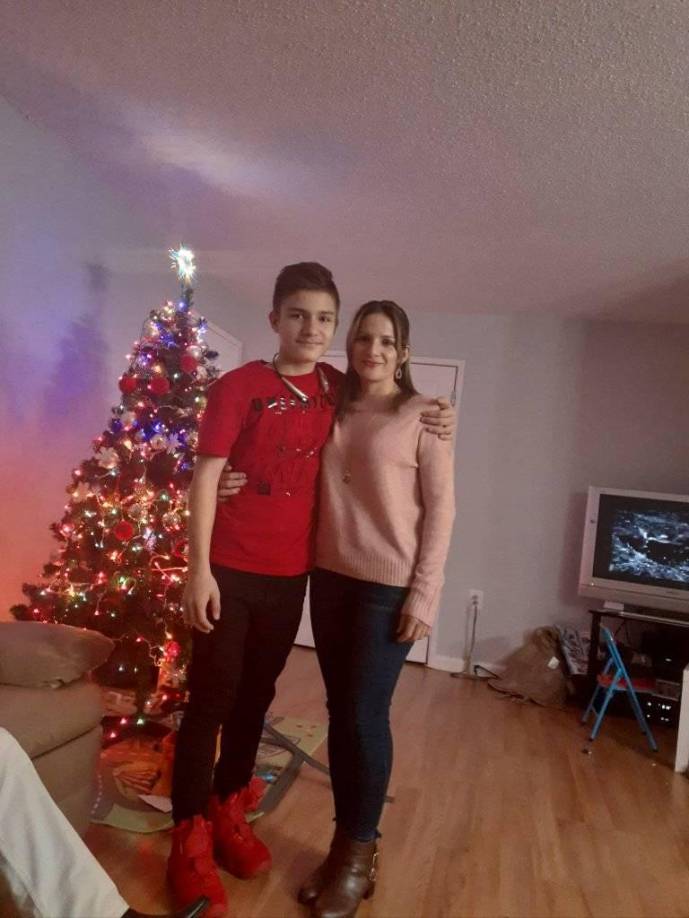 “Mi misión ahora es cuidarlas y ayudarlas a crecer para que sean personas de bien”, afirmó. 