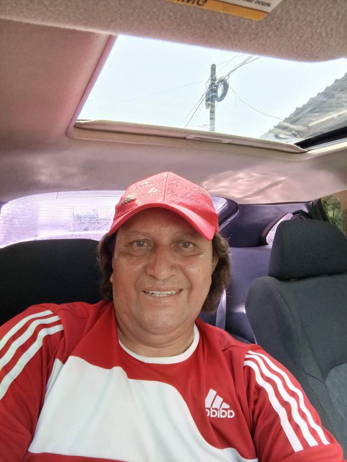 “Hasta pronto Mi amigo Mauricio reyes Camilo Sesto hondureño compartimos tarima dos veces esos recuerdos de ti”, escribió un fiel amigo de Mauricio Reyes.