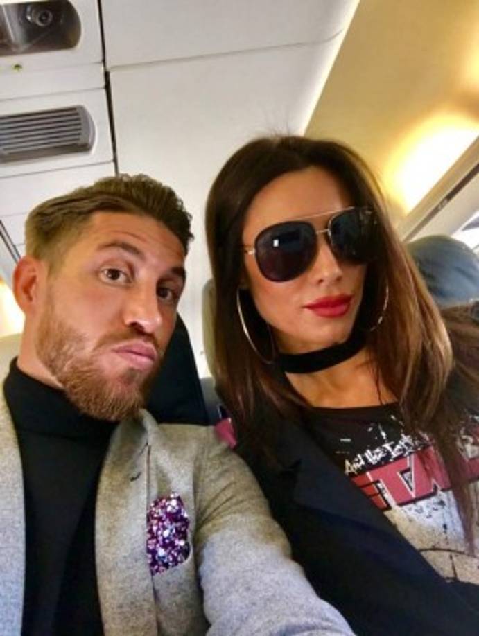 'La mejor compañía @PilarRubio_ y un destino maravilloso' escribió Sergio Ramos en sus redes sociales con esta foto junto a su pareja. <br/><br/>