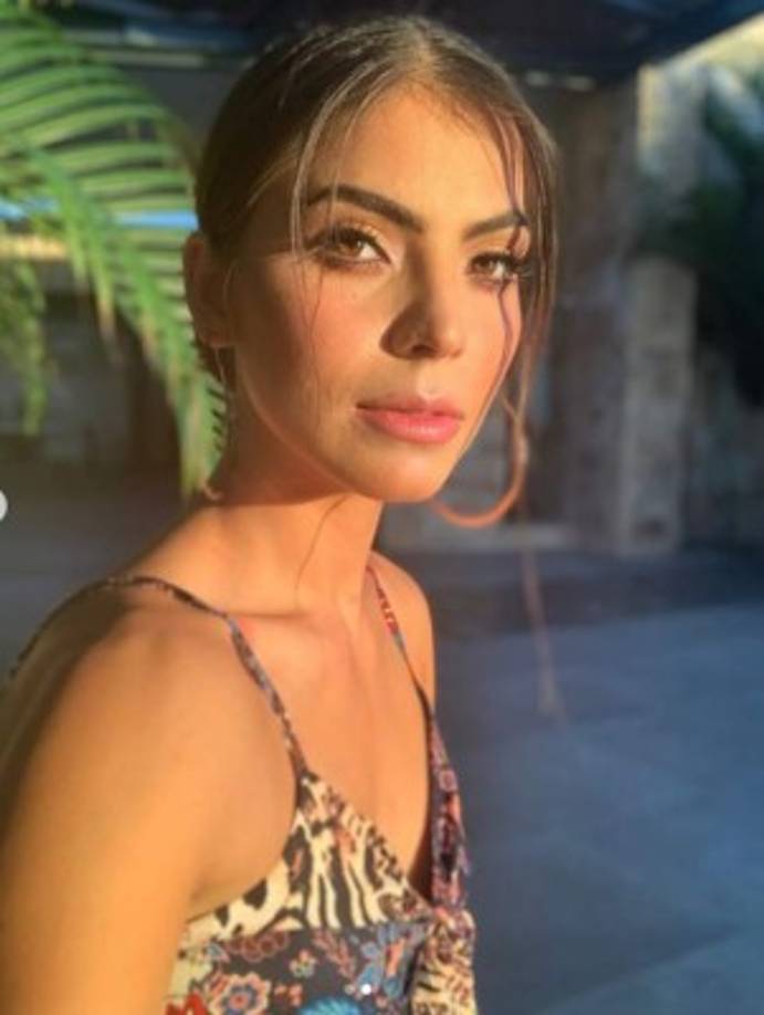 Participó en la gira de la Caravana Azteca, junto a Johnny Sigal, Paolo Ragone (ganador internacional de LAB), Tobby´s, las G6 y varios artistas más. Ha participado en diversos programas de espectáculos: La Oreja, Ventaneando, Reventón musical, No lo cuentes, El gordo y la flaca, Venga la alegría, entre otros.