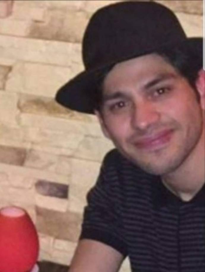 Louis, calificado por sus conocidos como un joven ejemplar, se graduó de la Universidad Nacional Autónoma de Honduras en el Valle de Sula (Unah-vs) de abogado y viajó a Alemania para estudiar una maestría; luego de lograr su objetivo, hace cinco años, decidió quedarse a vivir en ese país, contó a LA PRENSA un amigo de la familia.