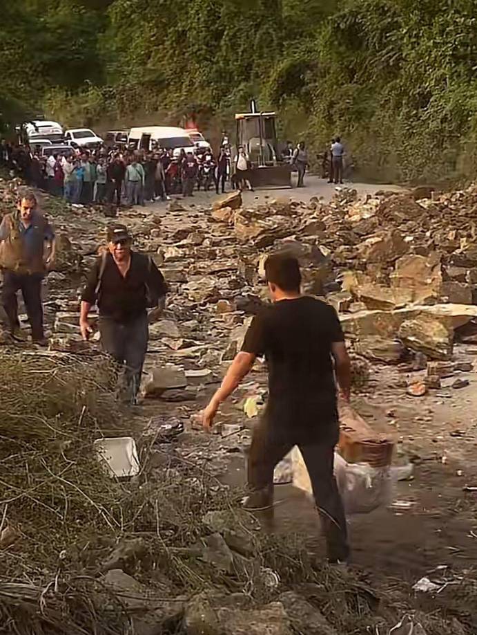 Cabe mencionar que, la falla se ha convertido en un dolor de cabeza desde hace años y en determinado momento podría causar una tragedia.