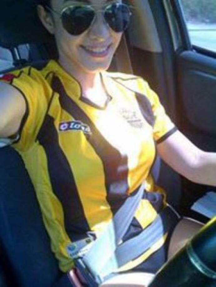 Mabiza es una chica que ha apoyado al Real España.