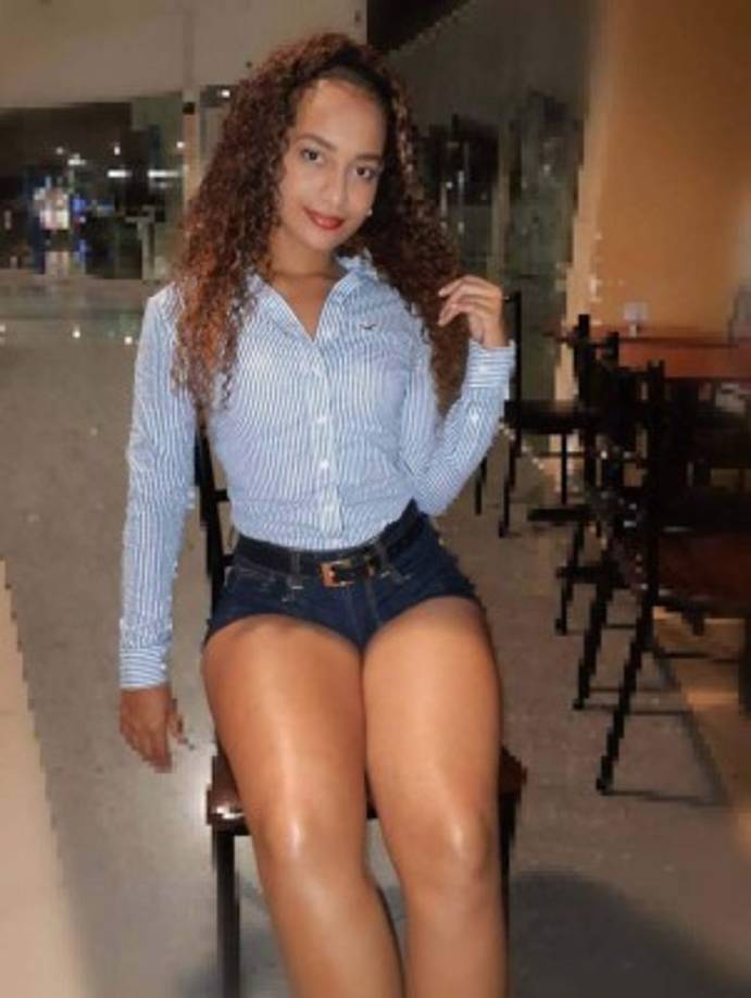 La hermosa Diana Johson cautiva en sus redes sociales. Es hincha dle Barcelona.