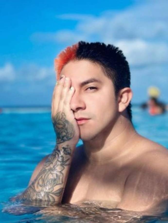 El mexicano es muy reconocido por sus personajes como 'La Morena', y la parodia de una mamá que hace en sus cientos de videos virales en las redes sociales.