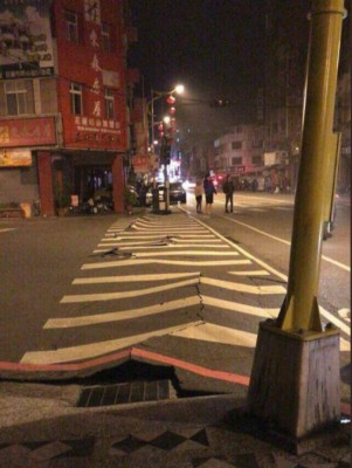 El domingo se registró otro sismo de magnitud 6,1 en la misma zona.