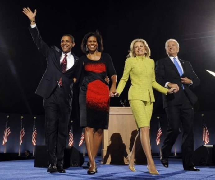 (FILES) In this file photo taken on November 04, 2008, US President-elect Barack Obama (L), his wife Michelle (2ndL), vice president-elect Joe Biden (R) and his wife Jill arrive for an election night party in Chicago, Illinois. - Jill Biden is no stranger to the glare of the political spotlight. Her husband has been a Washington insider since they wed in 1977, and she was America's second lady for eight years. But if Joe Biden wins the White House, his 69-year-old wife will have the opportunity to push the role of first lady into the 21st century -- by keeping her full-time job as a professor. 'Most American women have both a work life and a family life, but first ladies have never been allowed to do so,' said Katherine Jellison, a history professor at Ohio University. (Photo by Emmanuel DUNAND / AFP)
