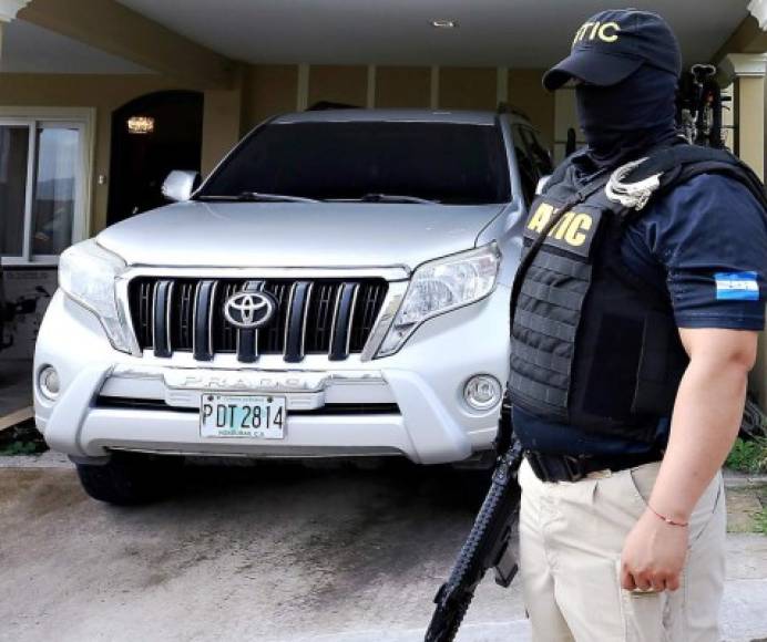 Según el comunicado del MP, Guerra 'se dedica al tráfico ilícito de drogas, lavado de activos' y otros delitos en el corredor occidental hasta el norte del país.