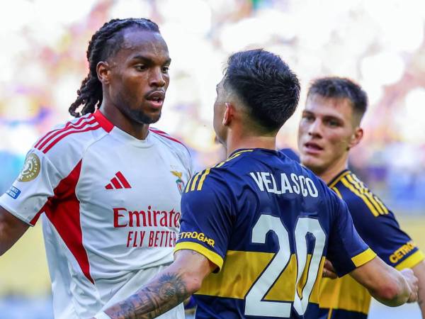 Jugadores del Benfica y Boca tuvieron varios encontronazos.