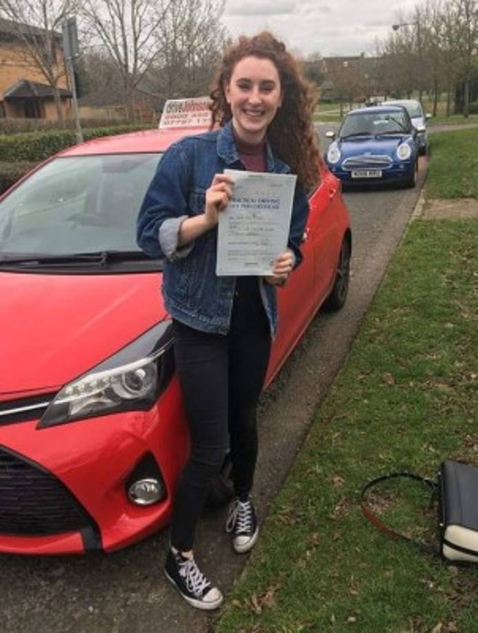 Los estudiantes de la Universidad de Cambridge realizaron un tributo en honor a Alana, destacando las contribuciones de la joven a su alma máter en los últimos dos años.