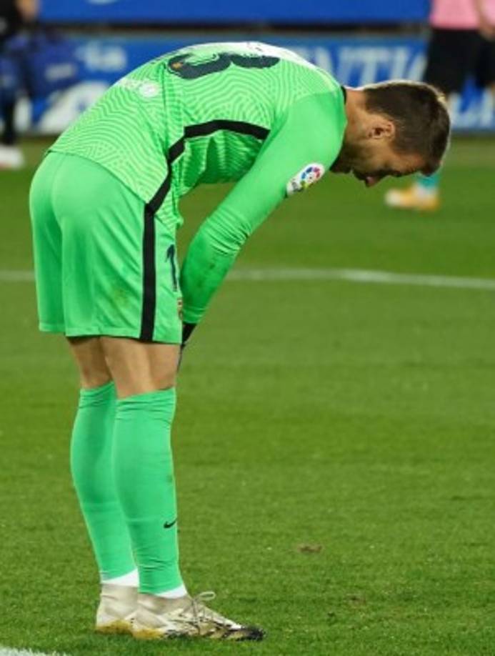 El portero brasileño Neto se lamentó por ese horrible error ante Alavés.