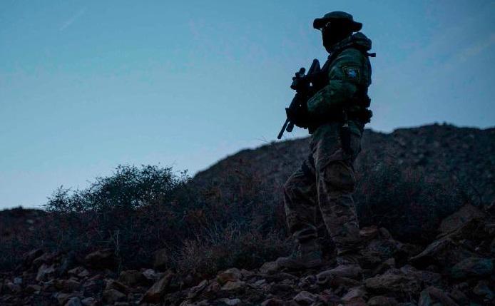 Milicianos llegan armados a la frontera para proteger a EEUU de “invasión” de migrantes