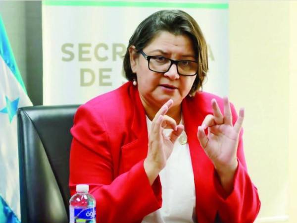 La ministra de Salud Carla Paredes. Imagen de archivo.