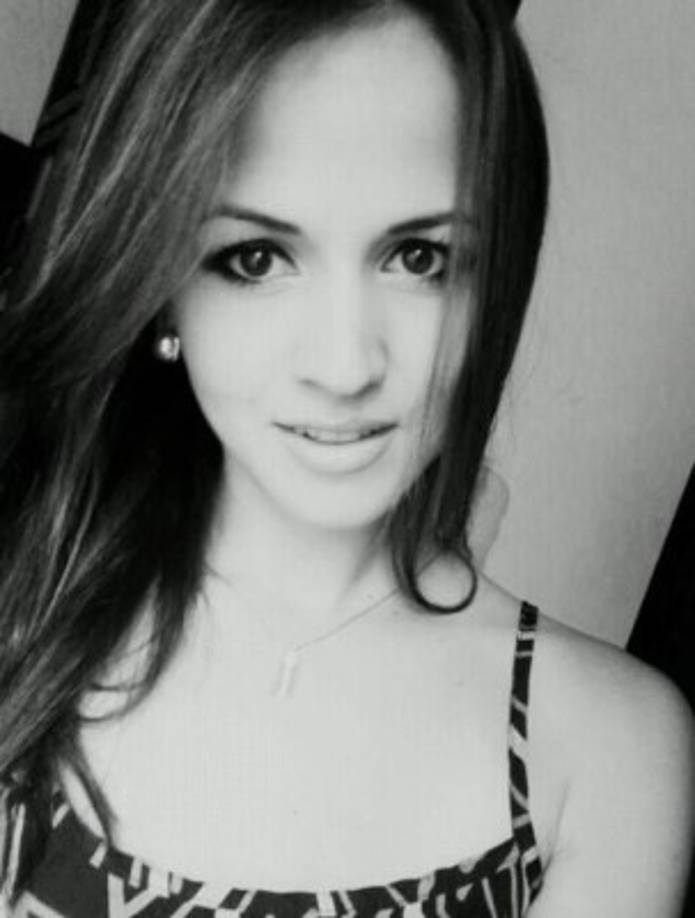 La muerte de Cruz Ruiz se produjo alrededor de las 10:00 de la noche del miércoles cuando fue ultimada a balazos dentro de su vehículo.