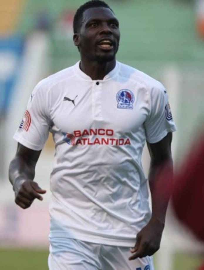 Estupiñán: Al delantero colombiano se le terminó el contrato con Olimpia pero han negociado para ver si puede seguir. Varios equipos lo quieren, entre ellos el Juticalpa.