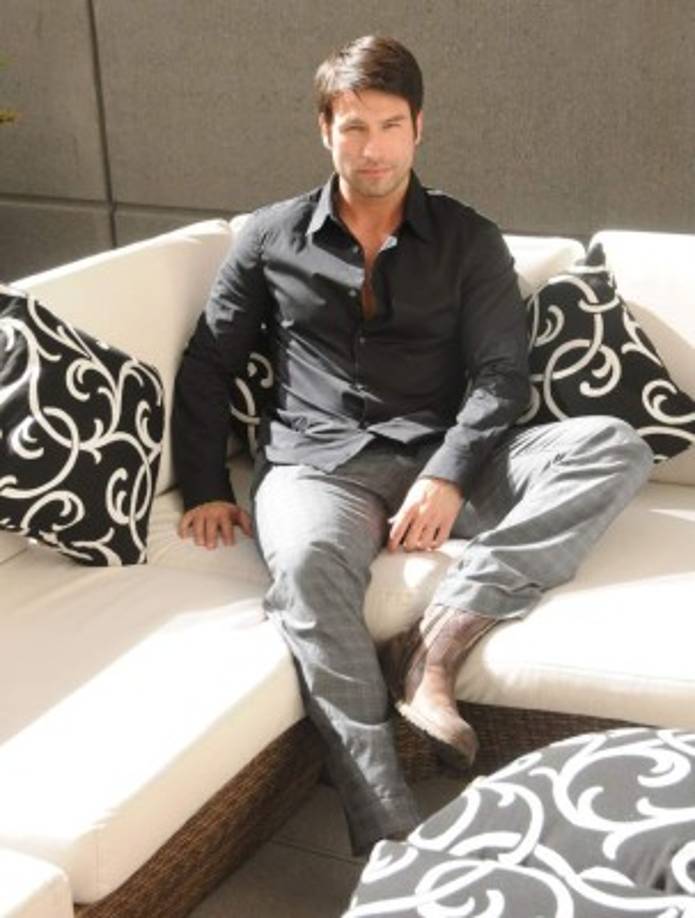 El actor también ha participado en series como 'La Reina del Sur', 'Los Simuladores' y 'Mujeres Asesinas'.