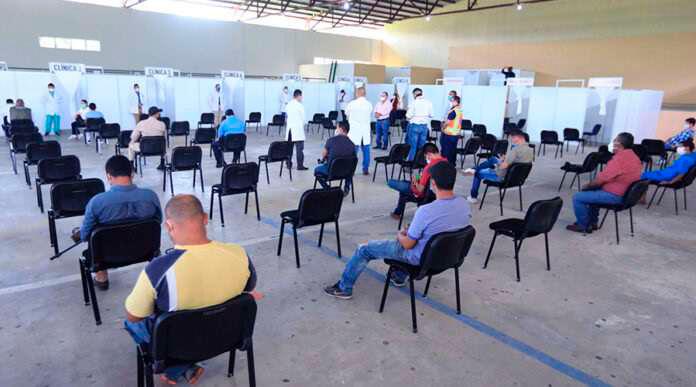 A más de 67,000 aplicarán la vacuna de refuerzo anticovid