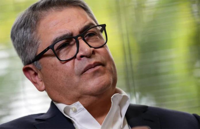 “¡Volveremos a vernos!”: Juan Orlando Hernández tras suspensión de orden de captura