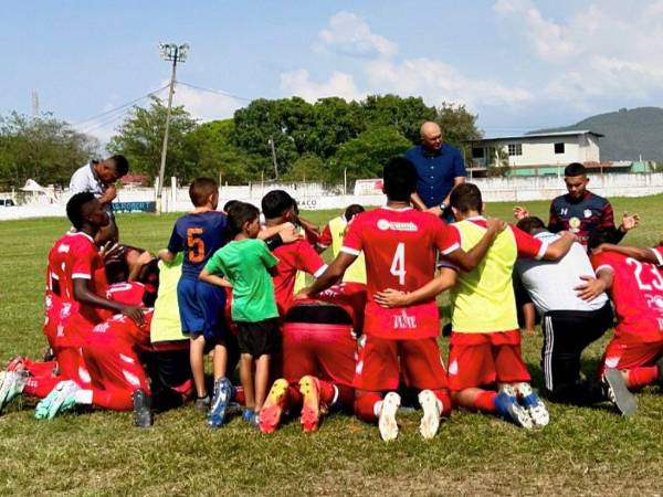 Mucha tristeza ha generado en las últimas horas el descenso de histórico equipo hondureño a la Liga Mayor.
