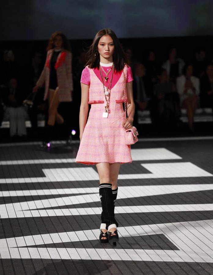 Las superposiciones nunca se vieron tan chic como las de CHANEL.