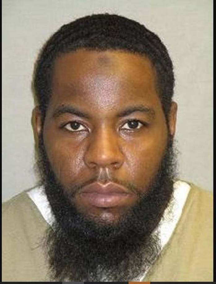 Gregory Mallard siempre fue señalado como el sospechoso de la desaparición de Noralis. Mallard, quien es pandillero confeso, estaba en libertad condicional y por el grillete en su pie fue localizado y capturado el martes 16 de mayo. En el pasado, Mallard apuñaló a Mendoza, por lo que ella tenía una orden de restricción en su contra.