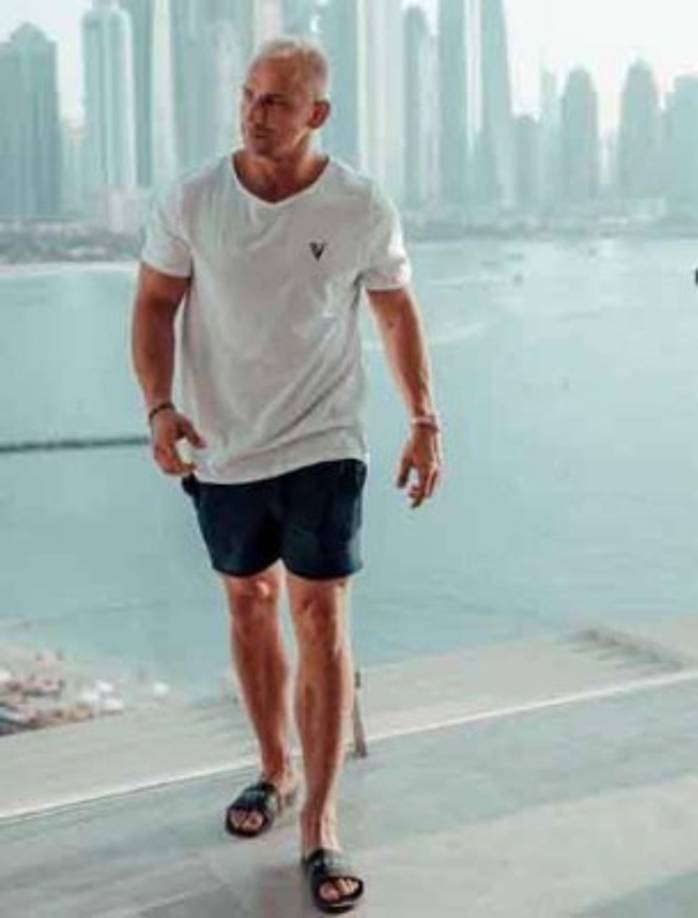 Tras la aparición de la chica Wolanski en el escenario de la histórica final de la Champions League, se descubrió que el ruso Vitaly Zdorovetskiy hizo lo mismo en el último partido del Mundial Brasil 2014, en el cual Alemania y Argentina se disputaba el trofeo más importante de selecciones.