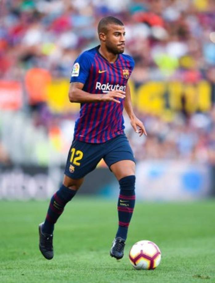 Según ha informado RAC1, Rafinha podría jugar como cedido en el Betis. De acuerdo a la cadena radiofónica, Mazinho, su padre y representante, estaría en Sevilla negociando la cesión.