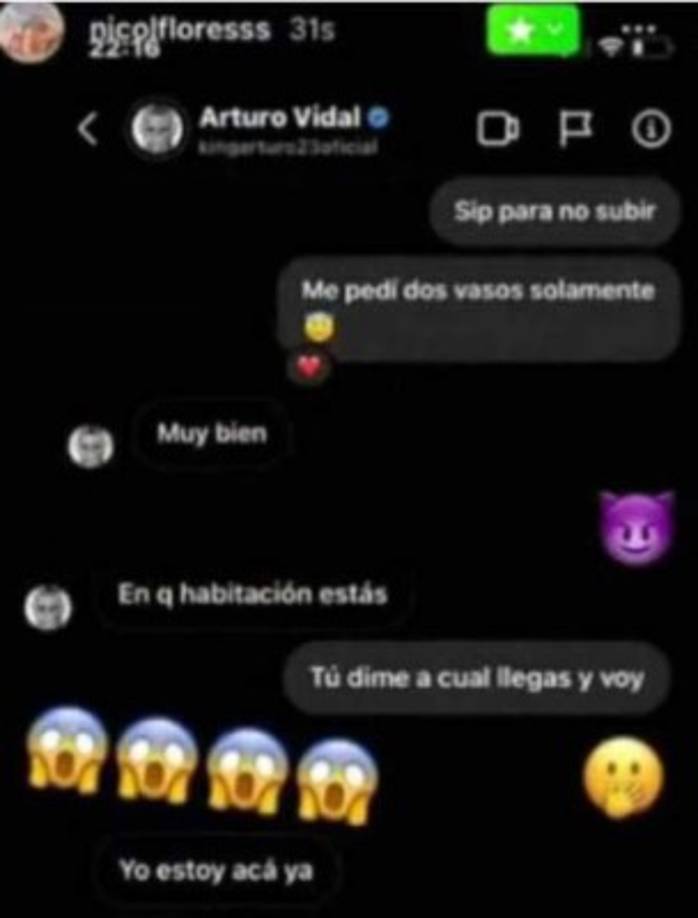 “La niña llega a este hotel y empezó a subir cosas en Instagram, donde puedes poner una cosa para que vean solo tus mejores amigos. No cachó que ahí estaba uno de nuestros caza cahuines. Sube un pantallazo de la conversación que comenzó a tener con Arturo Vidal”, aseguró el periodista Sergio Rojas.