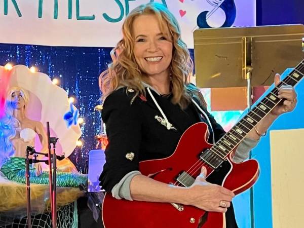 La actriz Lea Thompson.